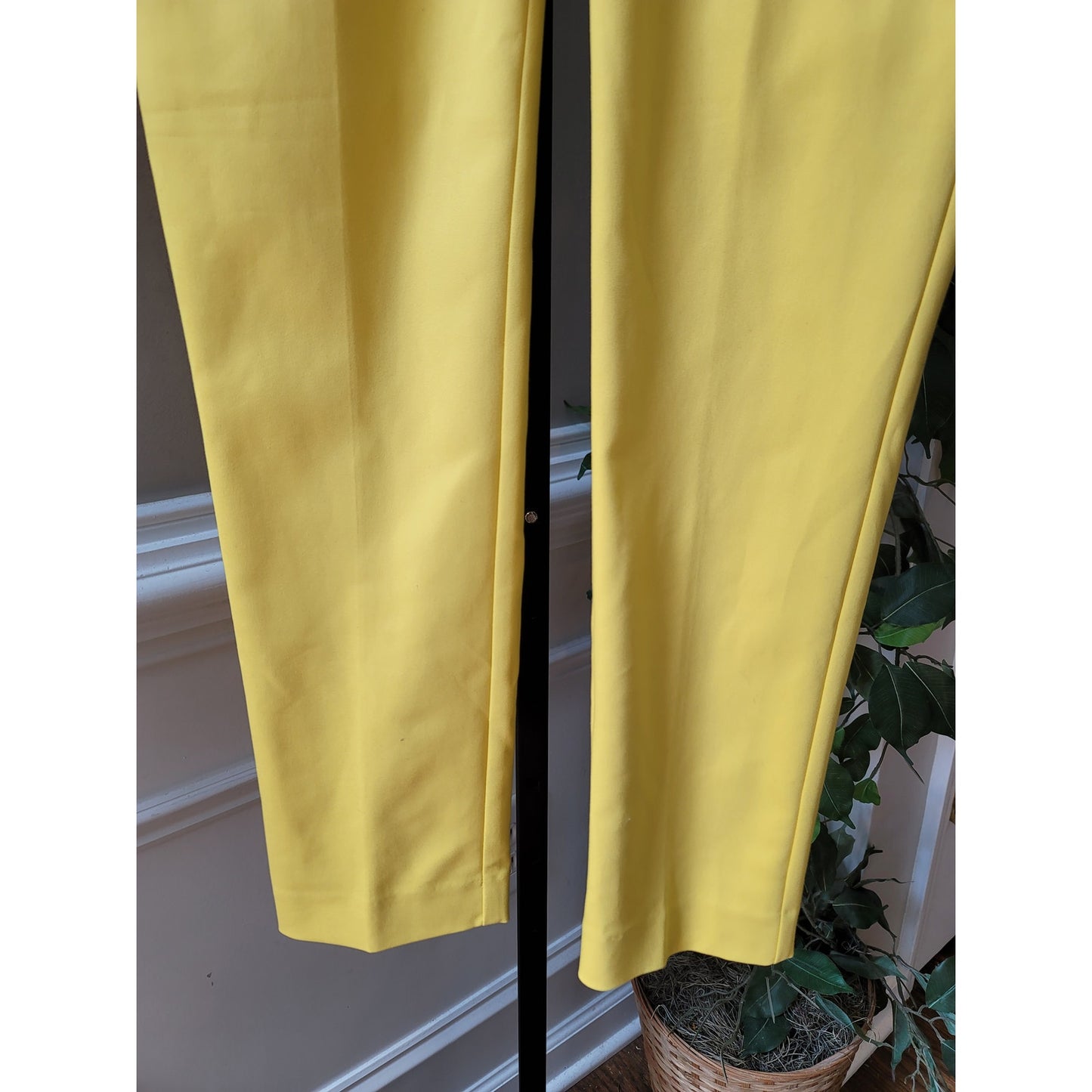 LOFT Skinny Ankle Pants Women's Size 4 Yellow Modern Fit Stretchy Trousers