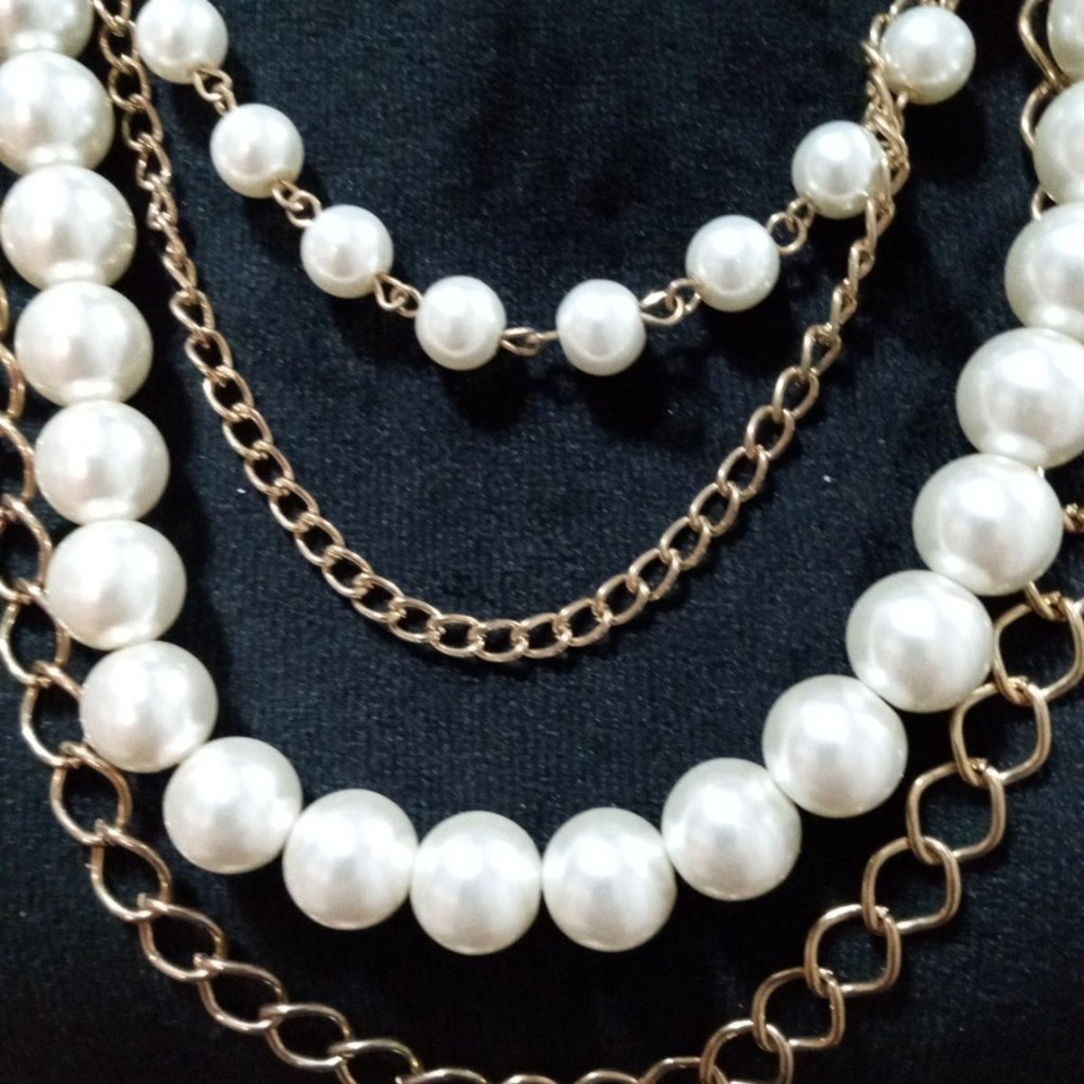 Women Fashion Chunky Freshwater Pearl Beaded Layered Necklace with Lobster Clasp