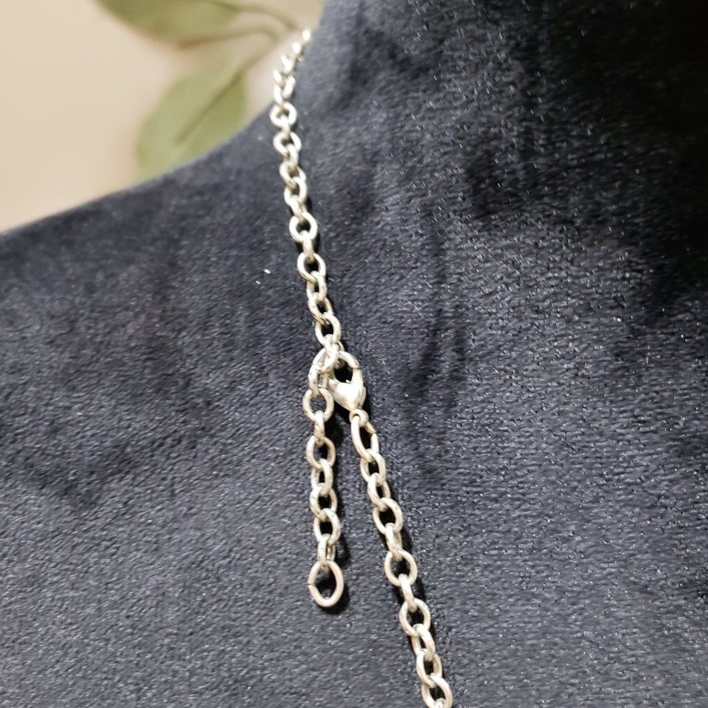 Womens Fashion Blue Silvertone Glass Beaded Collar Necklace with Lobster Clasp