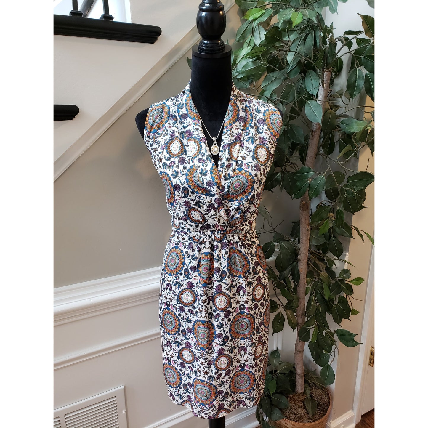 19 Cooper Fit & Flared Dress Women's XL Multi Geo Print Lined Pleated V Neck