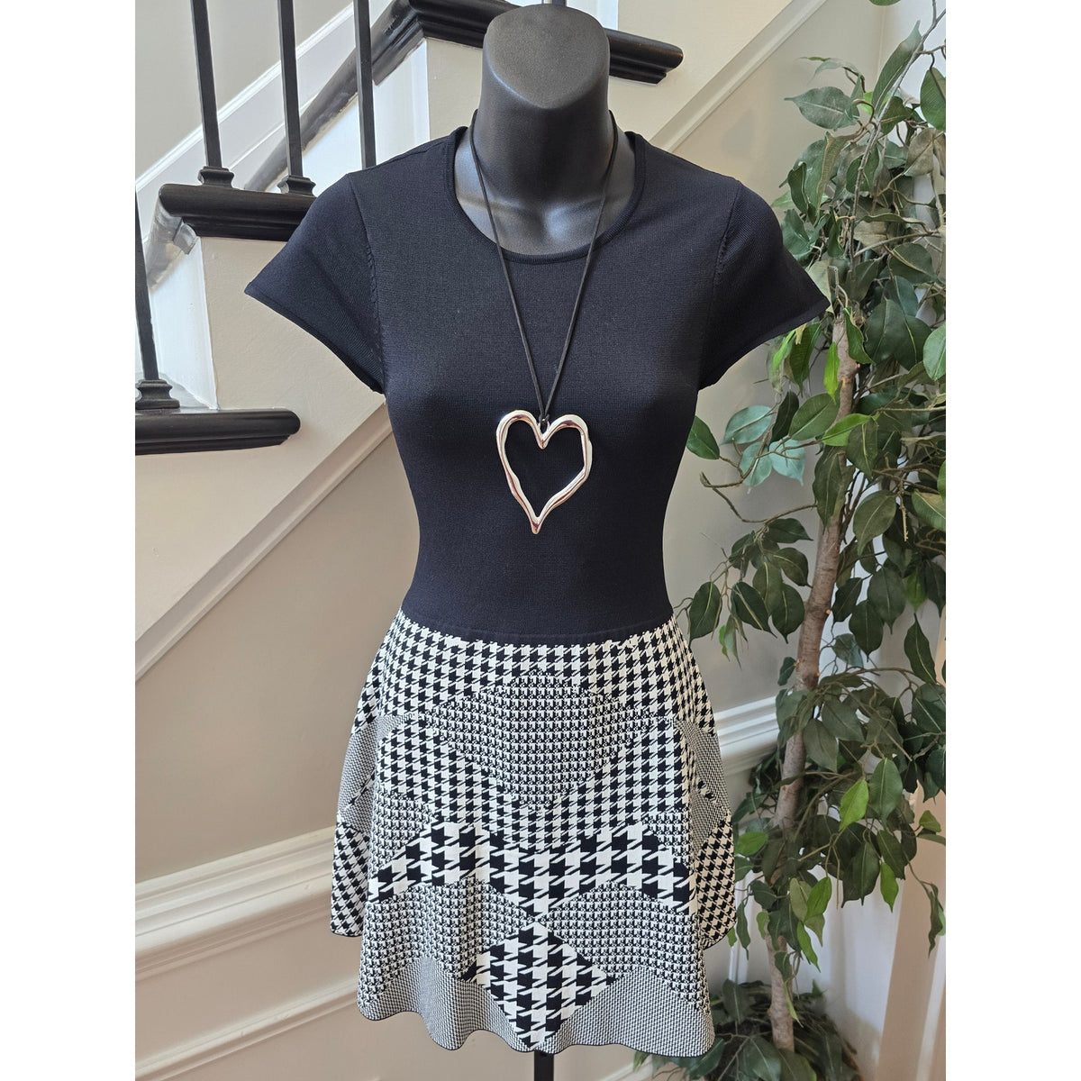 Parker Danny Dress Women's Small Black/White Houndstooth Round Neck Back Zipper