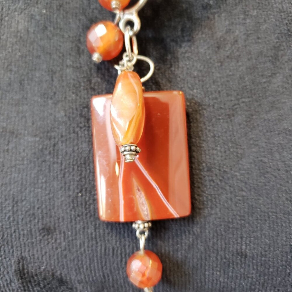 Womens Fashion Amber Precious Stone Beaded Charm Pendant Curb Chain Necklace