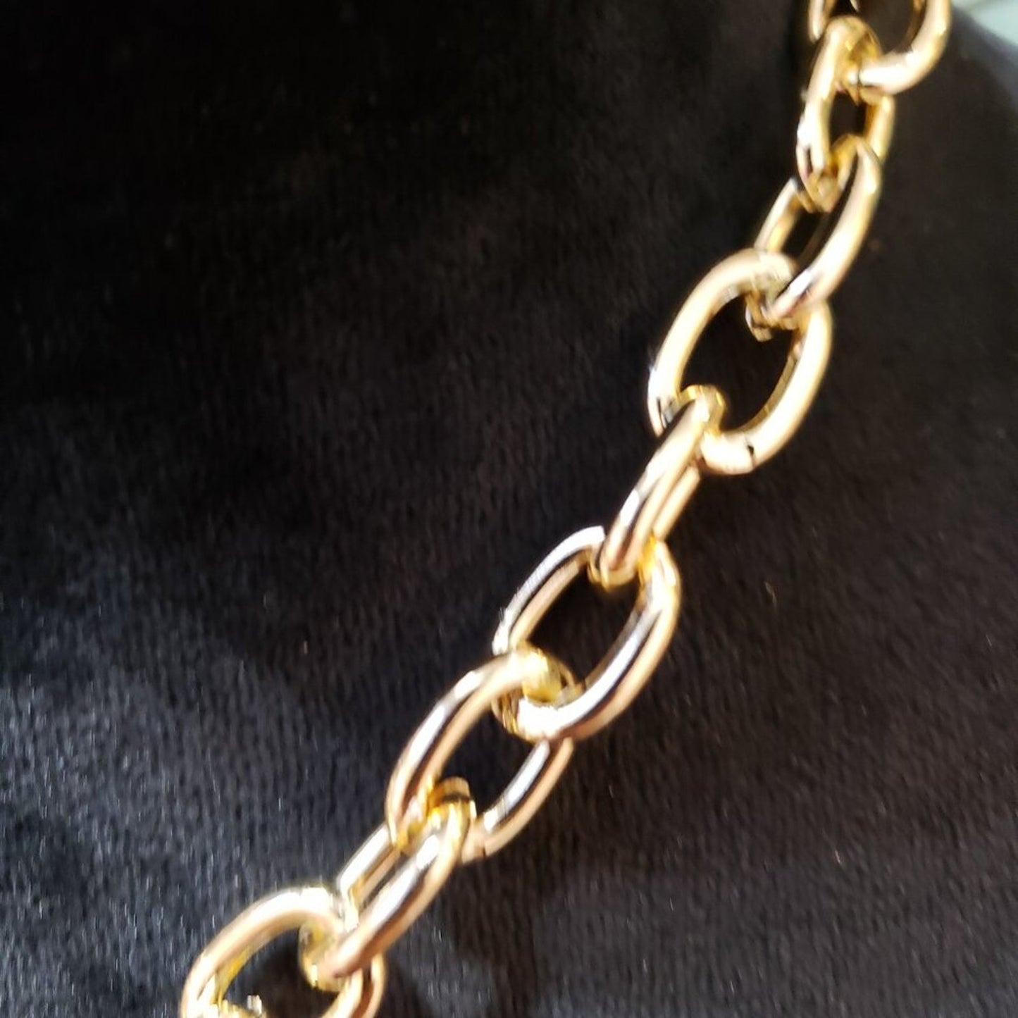 Womens Gold Tone Thick Round Circle Bold Chain Necklace Jewelry with Lobster