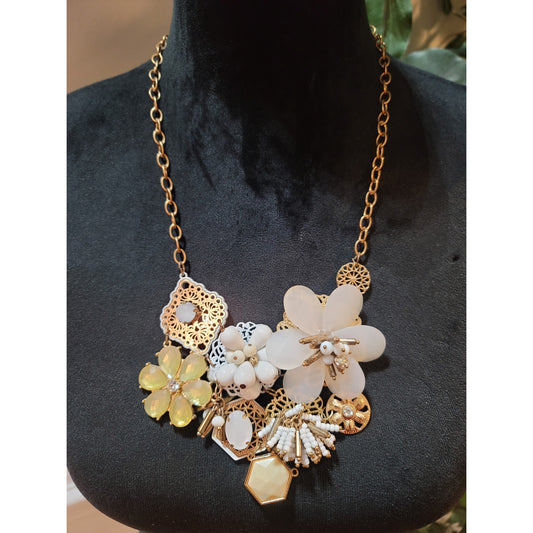 Women's Floral Statement Necklace With Gold Chain And Lobster Clasp Lock Jewelry