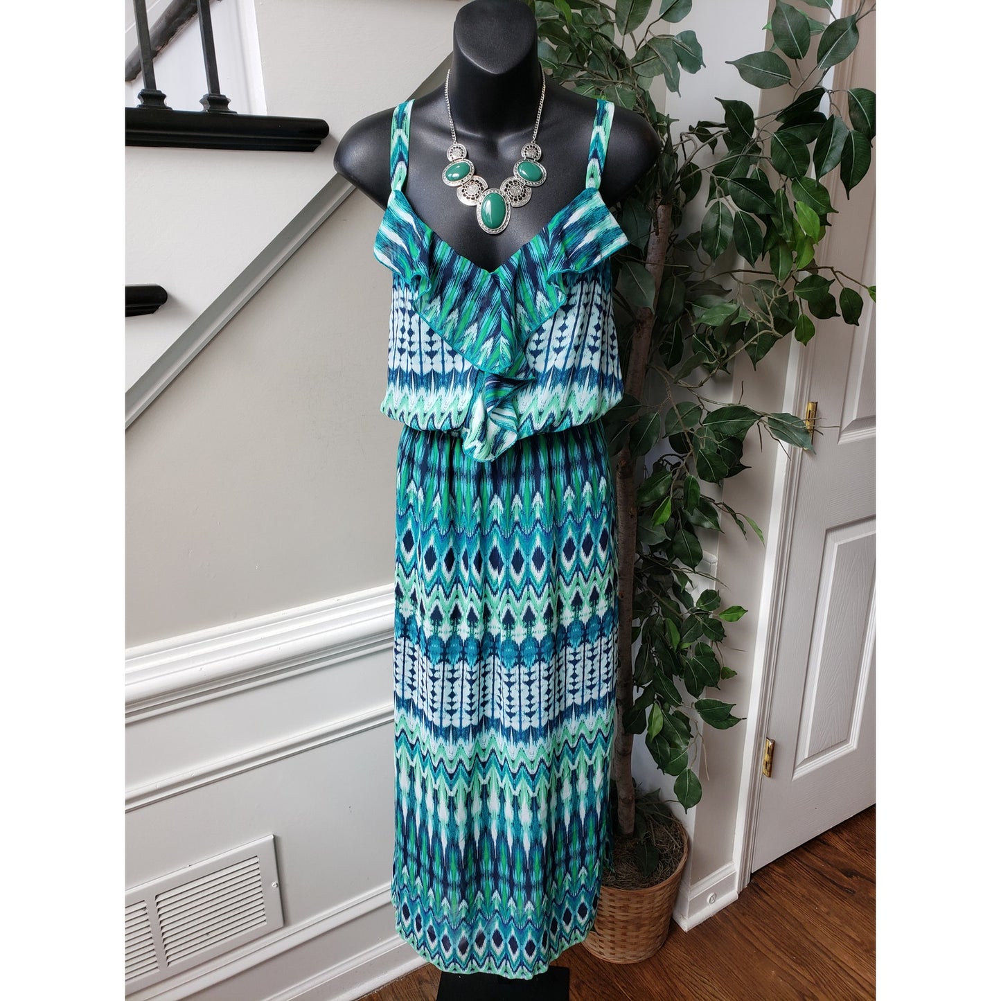 Faded Glory Long Maxi Dress Women 2X Green & Blue Ruffle Strap V-Neck Sleeveless
