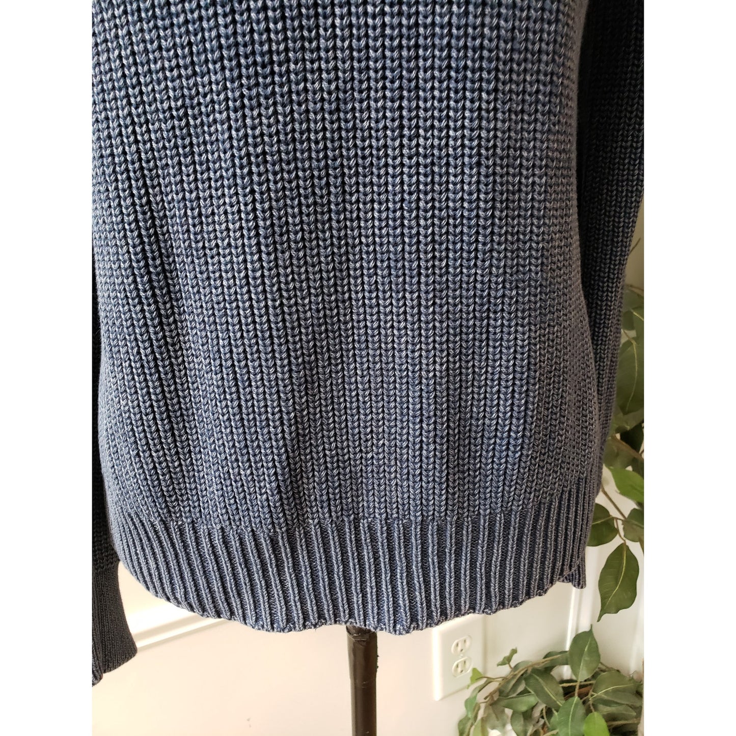 DO+BE Sweater Women's Small Blue Chunky Knit Cutout Back Raglan Cold Shoulder
