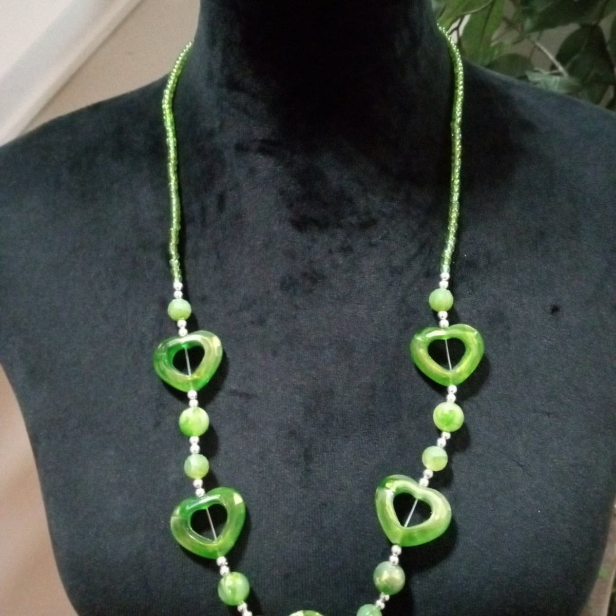 Womens Fashion Green Color Chunky Beaded Acrylic Heart Charm Long Necklace