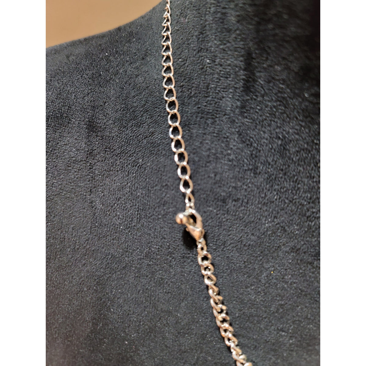Women's Silver Statement Necklace Geometric Pendant Chain Lobster Clasp Jewelry