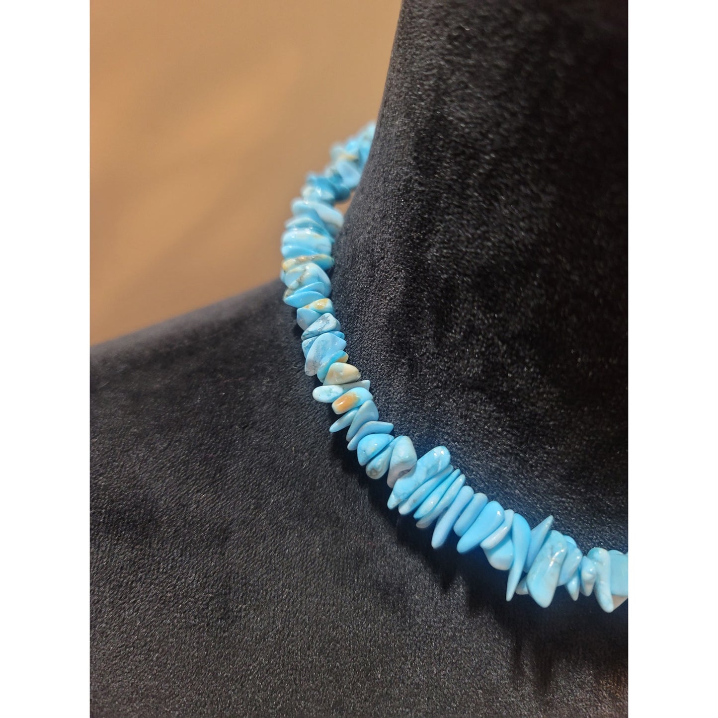 Women's Turquoise Chip Beaded Necklace With Magnetic Clasp Handmade Jewelry