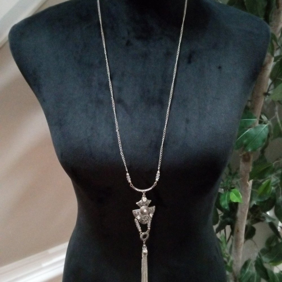 Womens Fashion Chunky Silver Tone Sweater Chain Charm Tassel Pendant Necklace