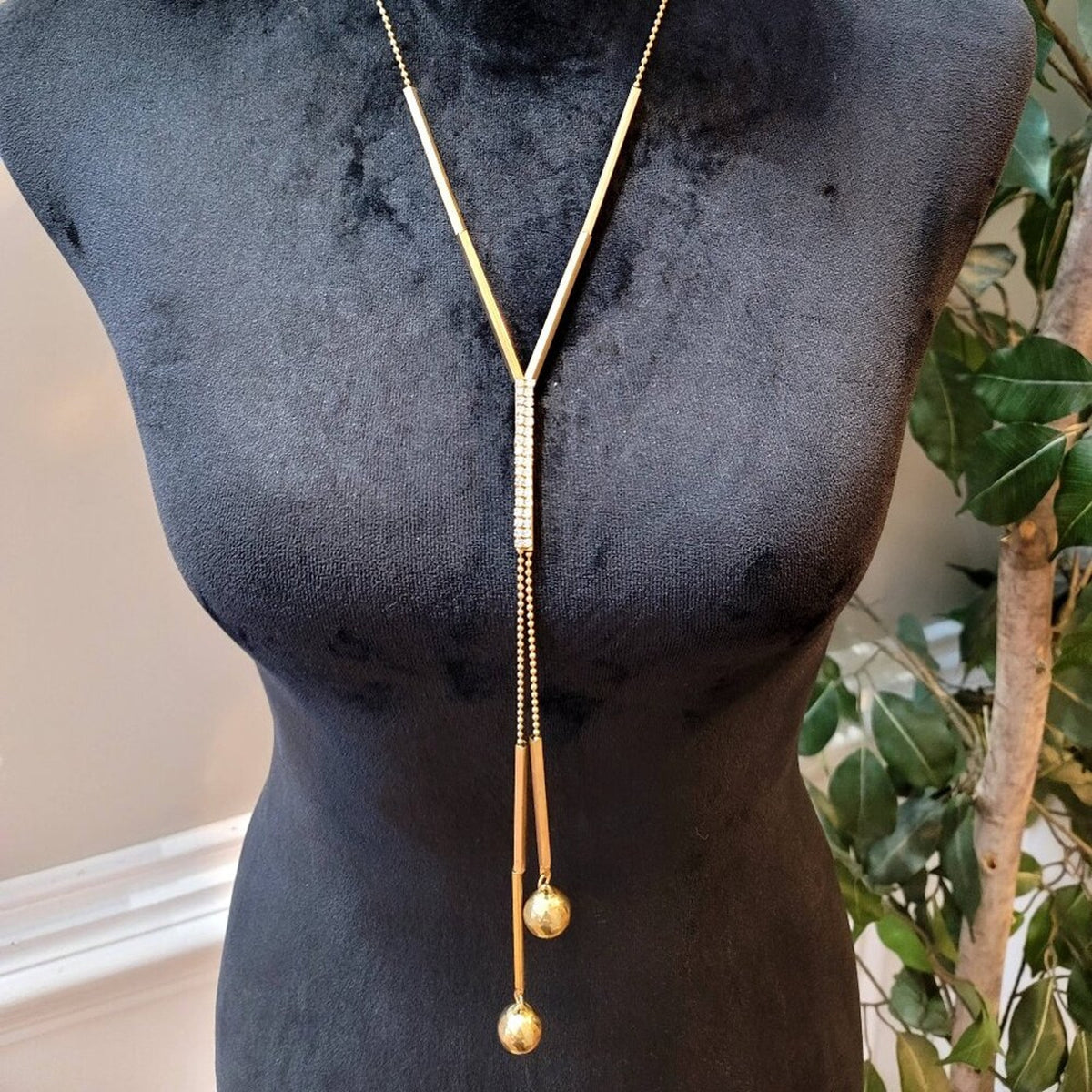 Women Fashion Clear Crystal Beaded Gold Tone Tassels Necklace with Lobster Clasp