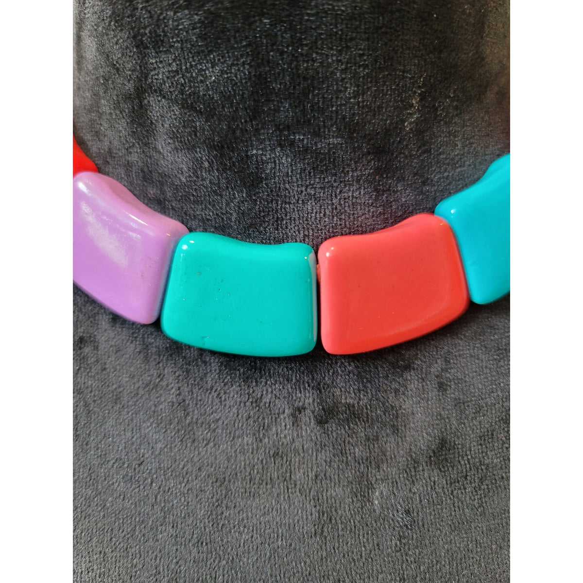 Women's Multicolor Chunky Beaded Statement Necklace With Toggle Clasp Lock