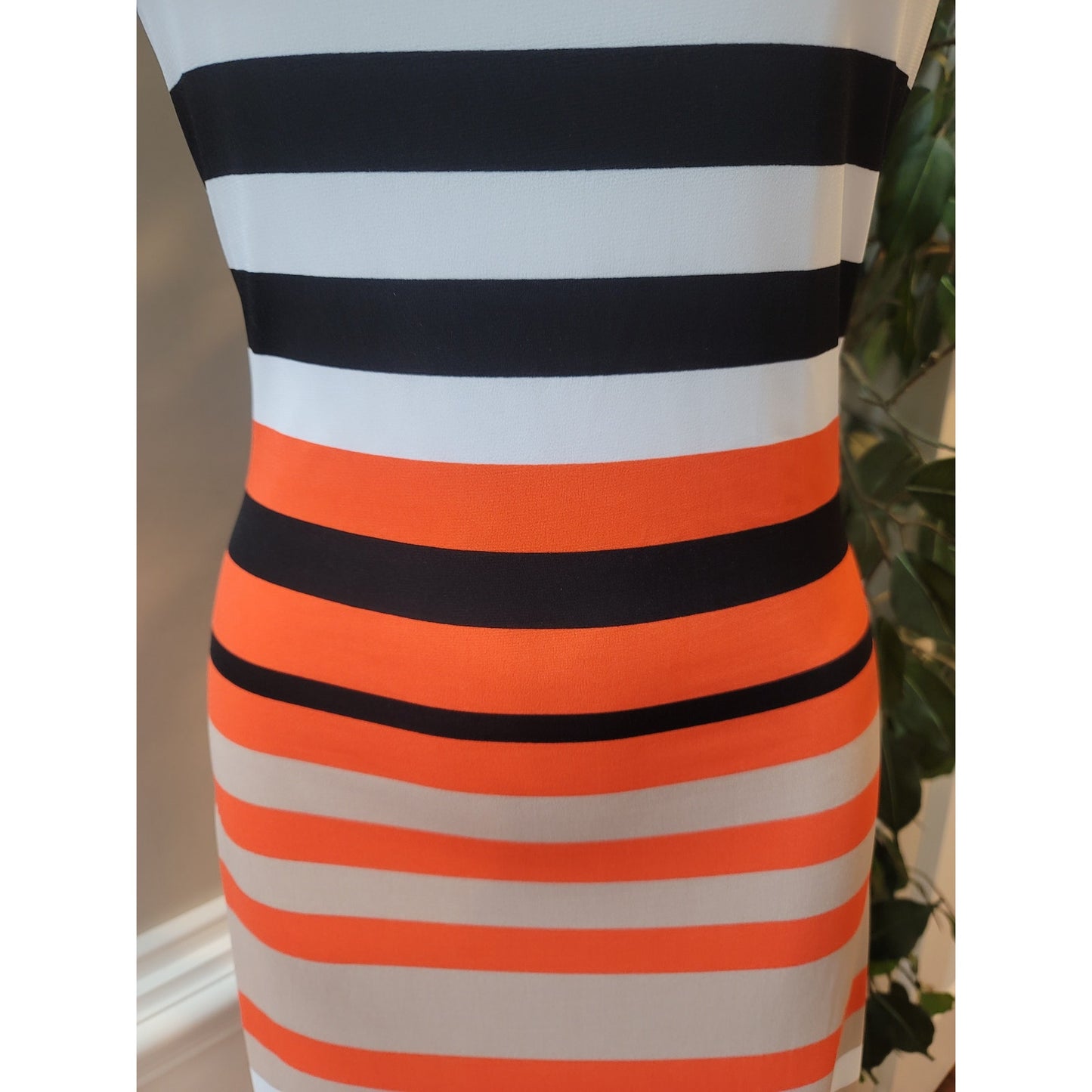 Jessica Howard Maxi Dress Women’s Small Black Orange White Striped Sleeveless