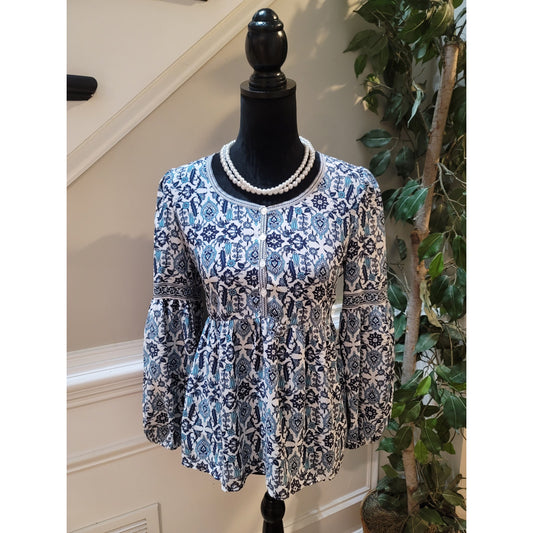 Max Studio Blouse Women's Small Blue White Boho Print Long Sleeve Peasant Top
