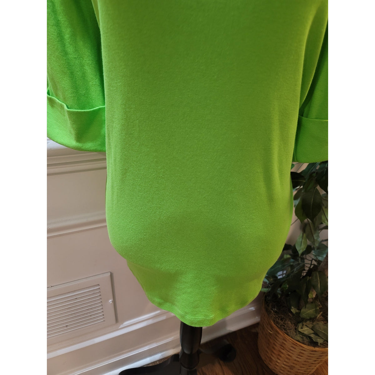 Lauren Ralph Lauren Blouse Top Womens SZ 1X Lime Green Shoulder Zipper Boat Neck