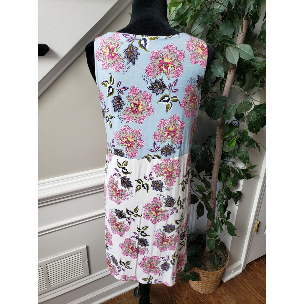 J. Jill Bodycon Dress Women's PS Multi Floral Rayon Stretch Sleeveless V Neck