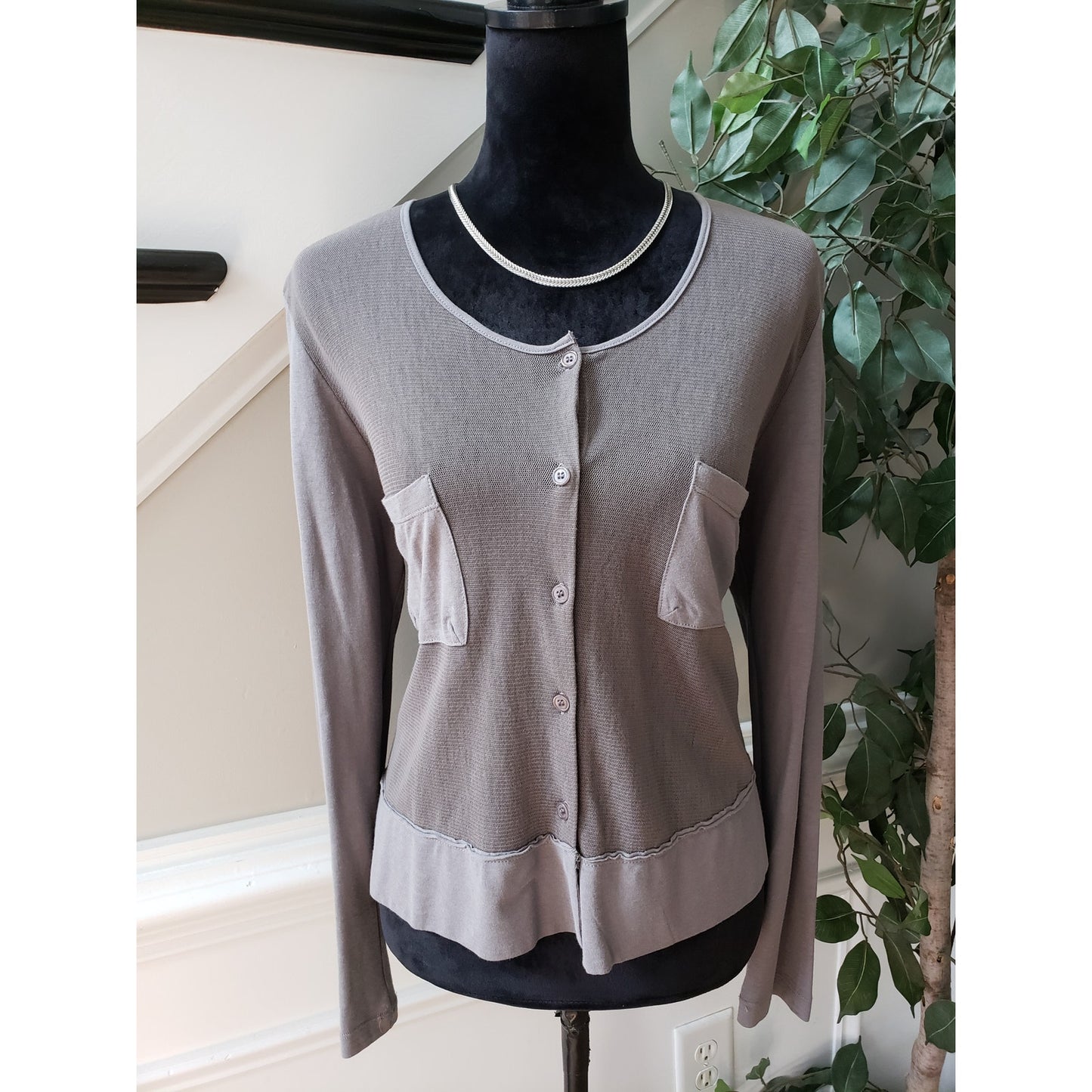 Luna Sweater Womens Gray Mesh Knit Long Sleeve Chest Pockets Button Front M