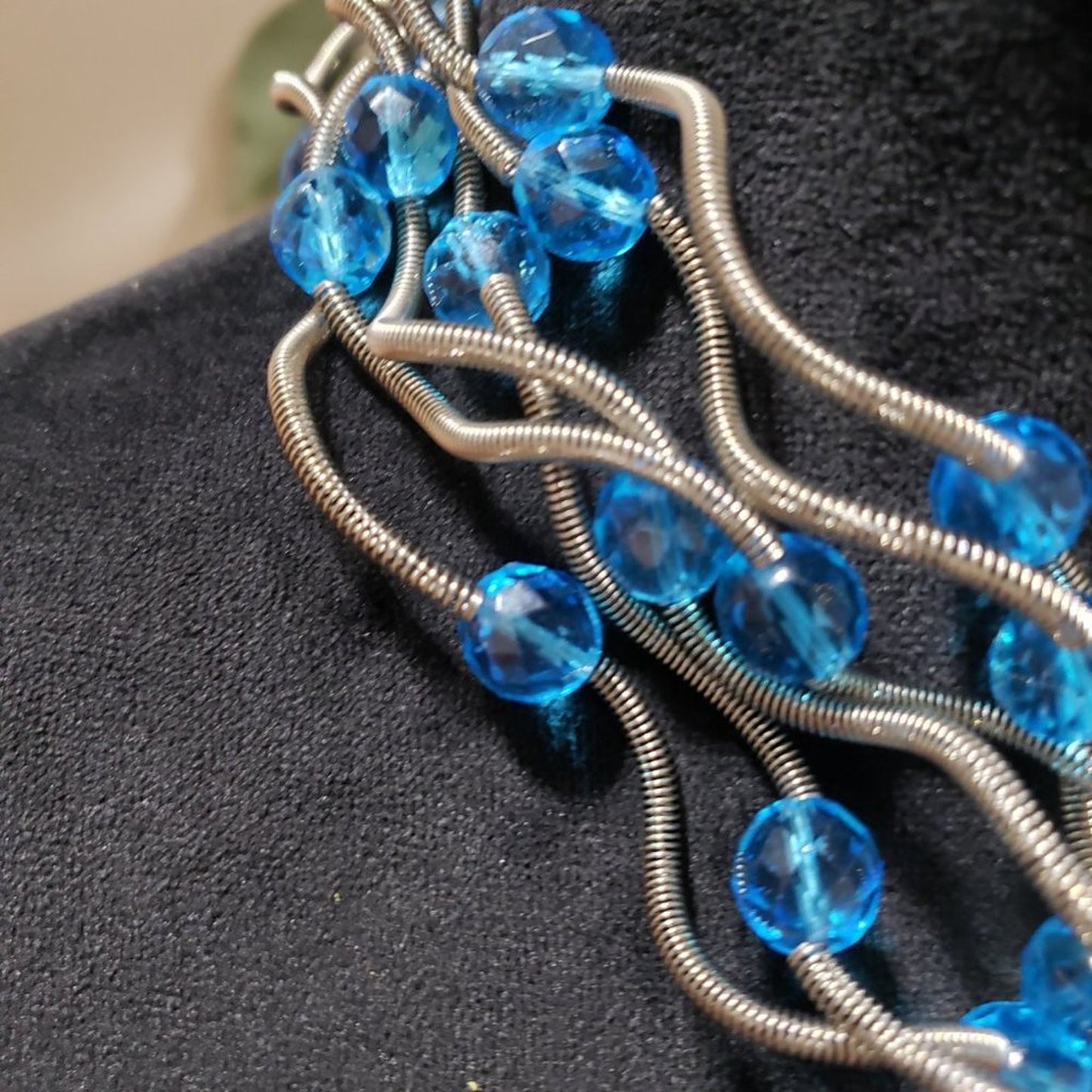 Women Fashion Multistrand Silver Wire Blue Rhinestones Beaded Collar Necklace