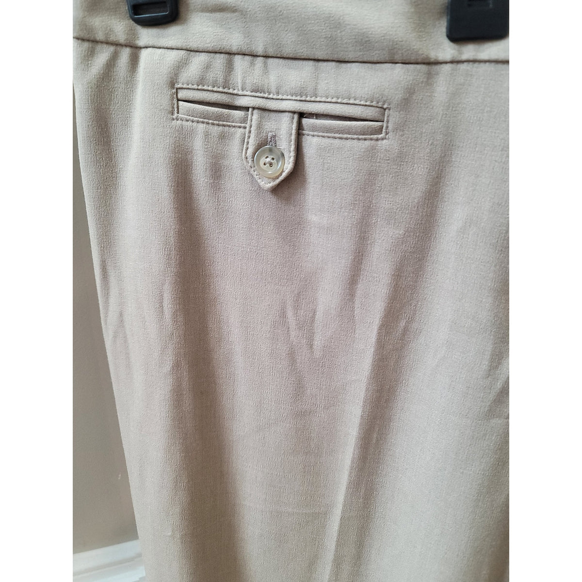 Dressbarn Capri Pants Women's Size 18W Beige Stretchy Tummy Control Slacks