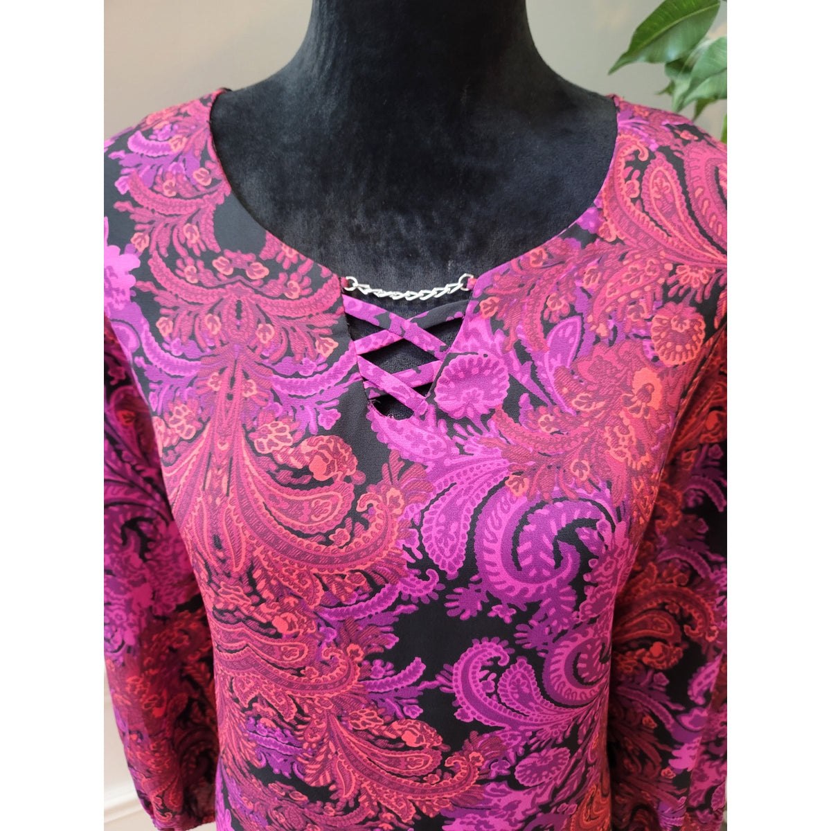 Est 1846 Blouse XL Multi Paisley Criss Cross Split Drop Shoulder Curved Pullover