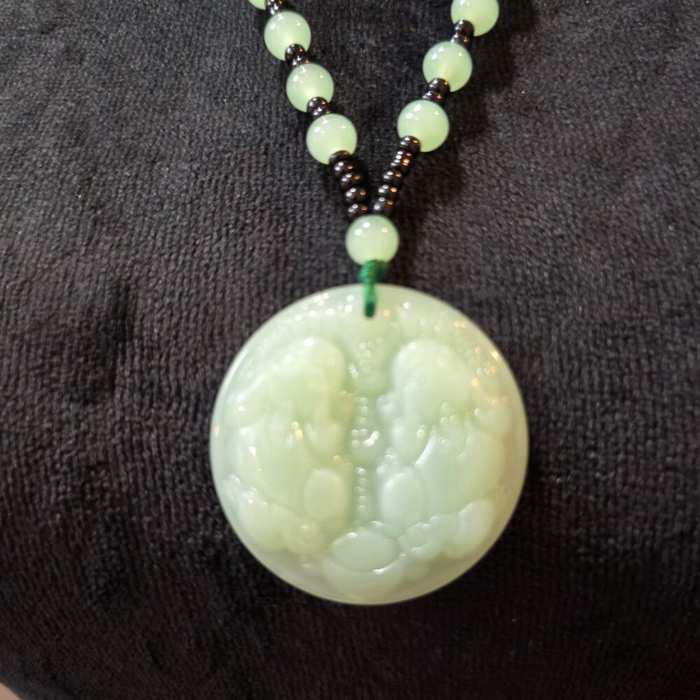 Womens Light Green Jade & Black Accents Seed Bead Pixiu Circle Pendant Necklace
