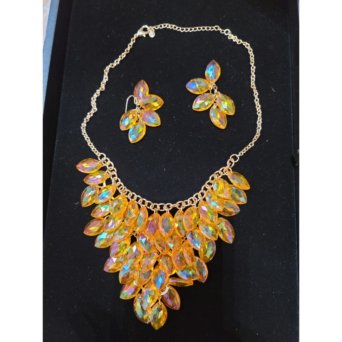 Women's Amber Crystal Leaf Bib Necklace Earring Set Gold Tone Lobster Clasp