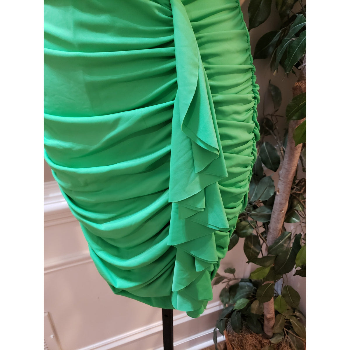 Meek Bodycon Dress Womens L Green Ruched Pleated Knee Length Sleeveless V Neck