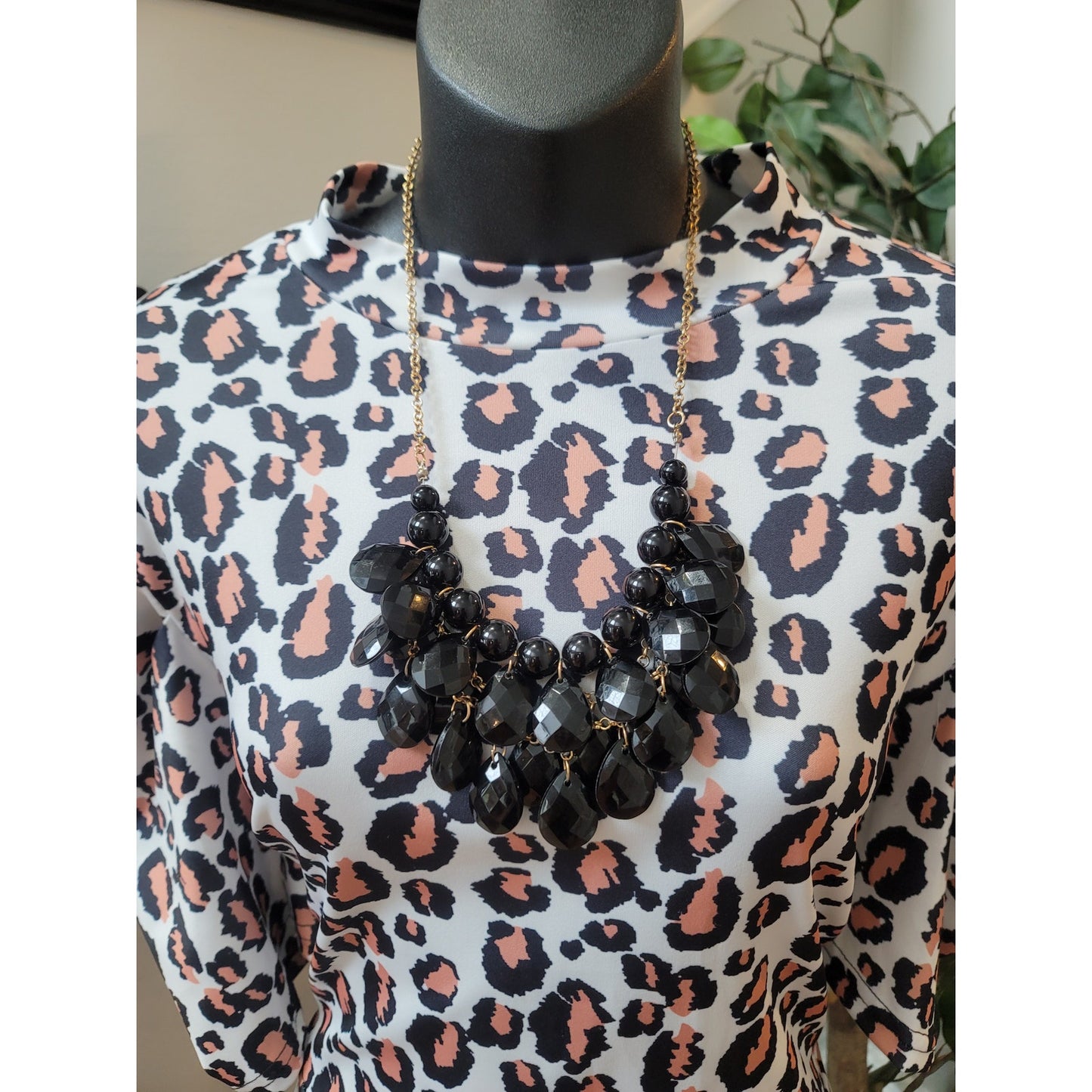 Leopard Print Midi Dress Women Size Medium White Black Pink Stretchy Ruffle