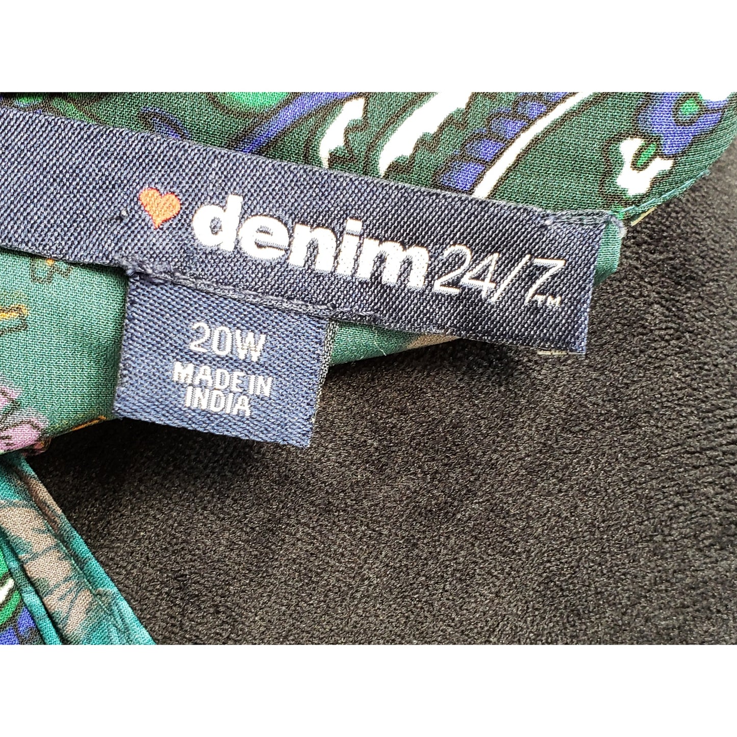 Denim 24/7 Tunic Top Womens 20W Green Paisley Lace Trim 3/4 Sleeve Button Front