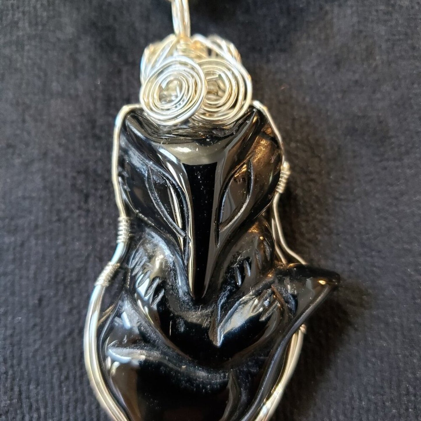 Womens Fashion Black Animal Pendant Necklace Jewelry with Lobster Clasp