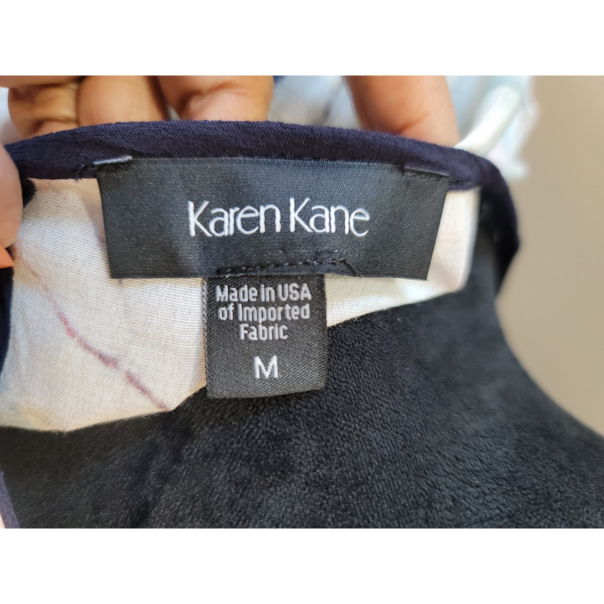 Karen Kane Top M White Navy Floral Crew Flared Sleeve Keyhole Back Casual Party