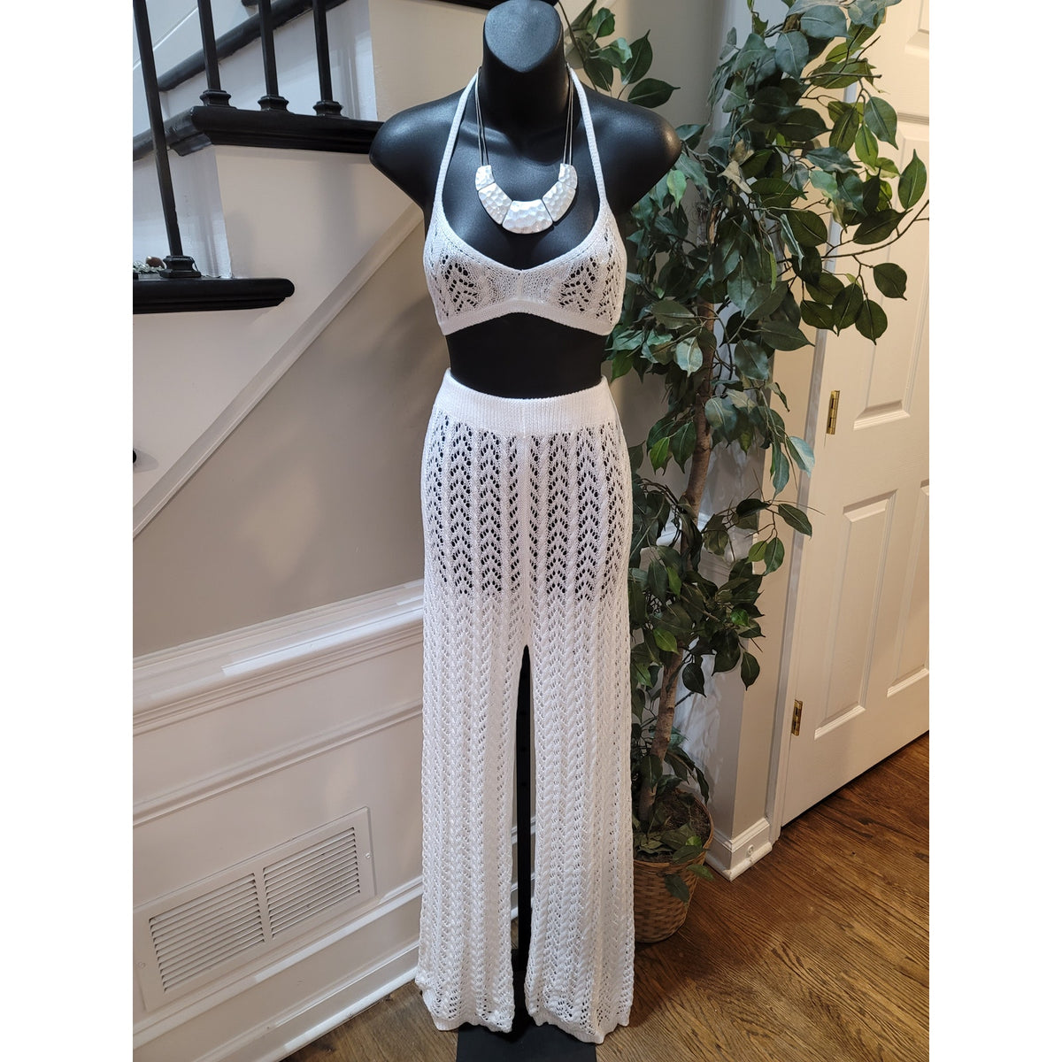 Crochet 2 Piece Set Women Medium White Cover Up Pant Halter Bikini Top Open Back
