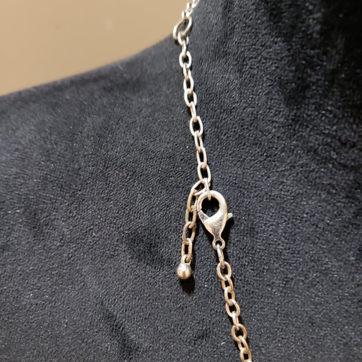 Womens Silver Plated Crystal Puffy Link Tear Drop V Shape Necklace with Lobster