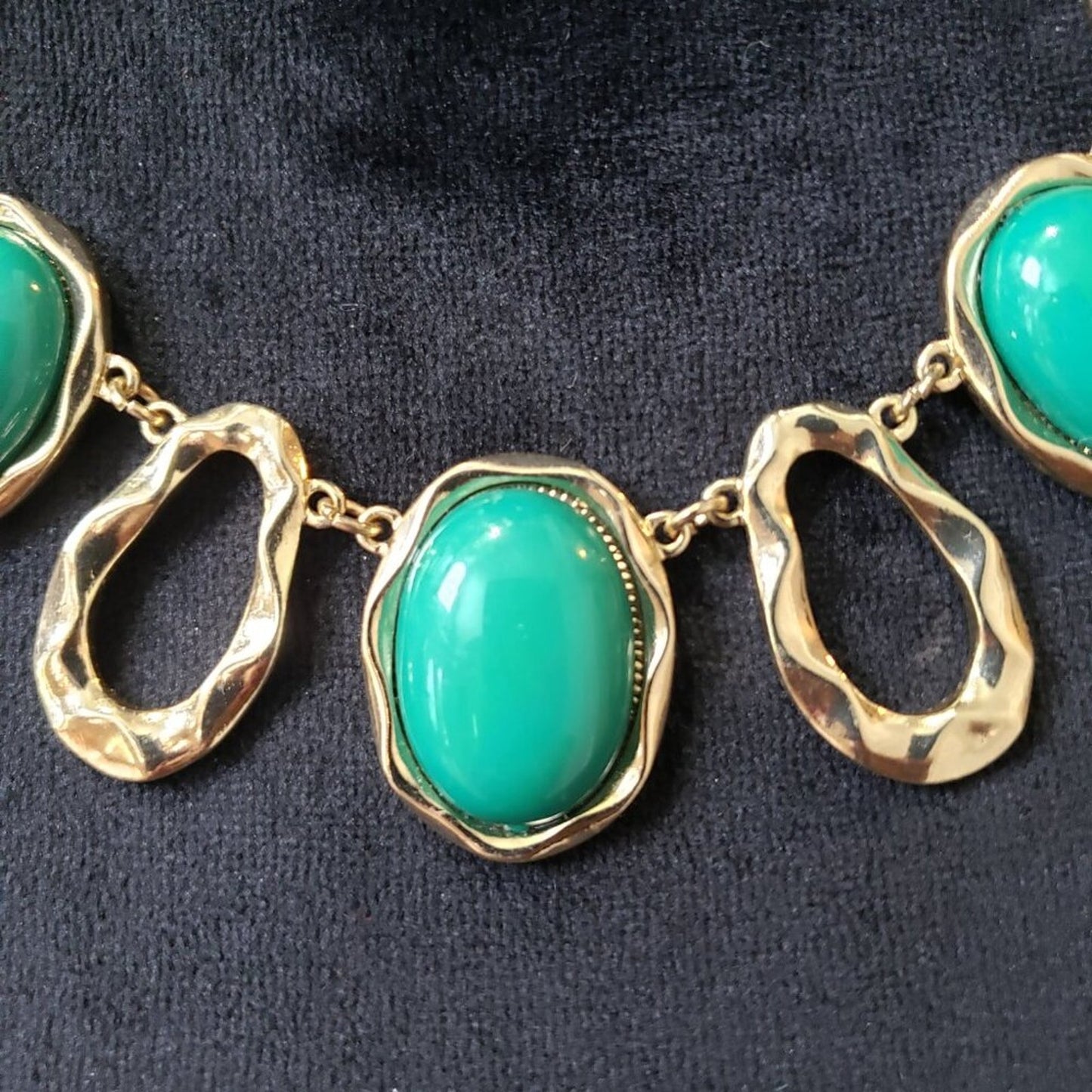 Womens Fashion Green Turquoise Gold Tone Link Chain Necklace with Lobster Clasp