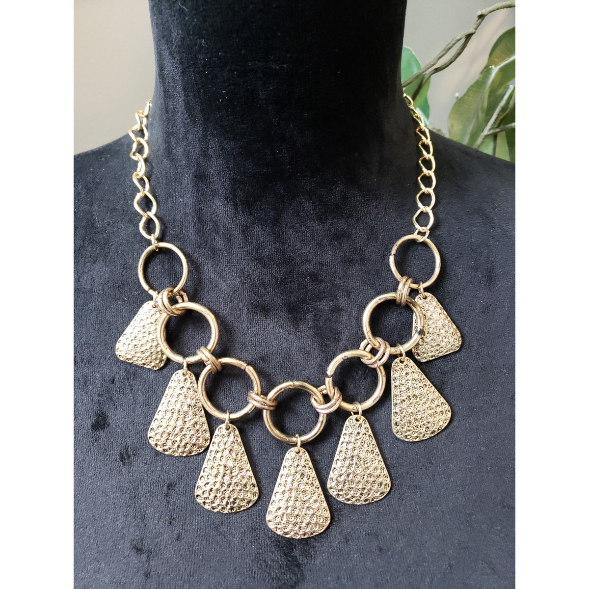 Women's Gold Tone Chunky Statement Necklace Textured Dangle Charm Circle Lock