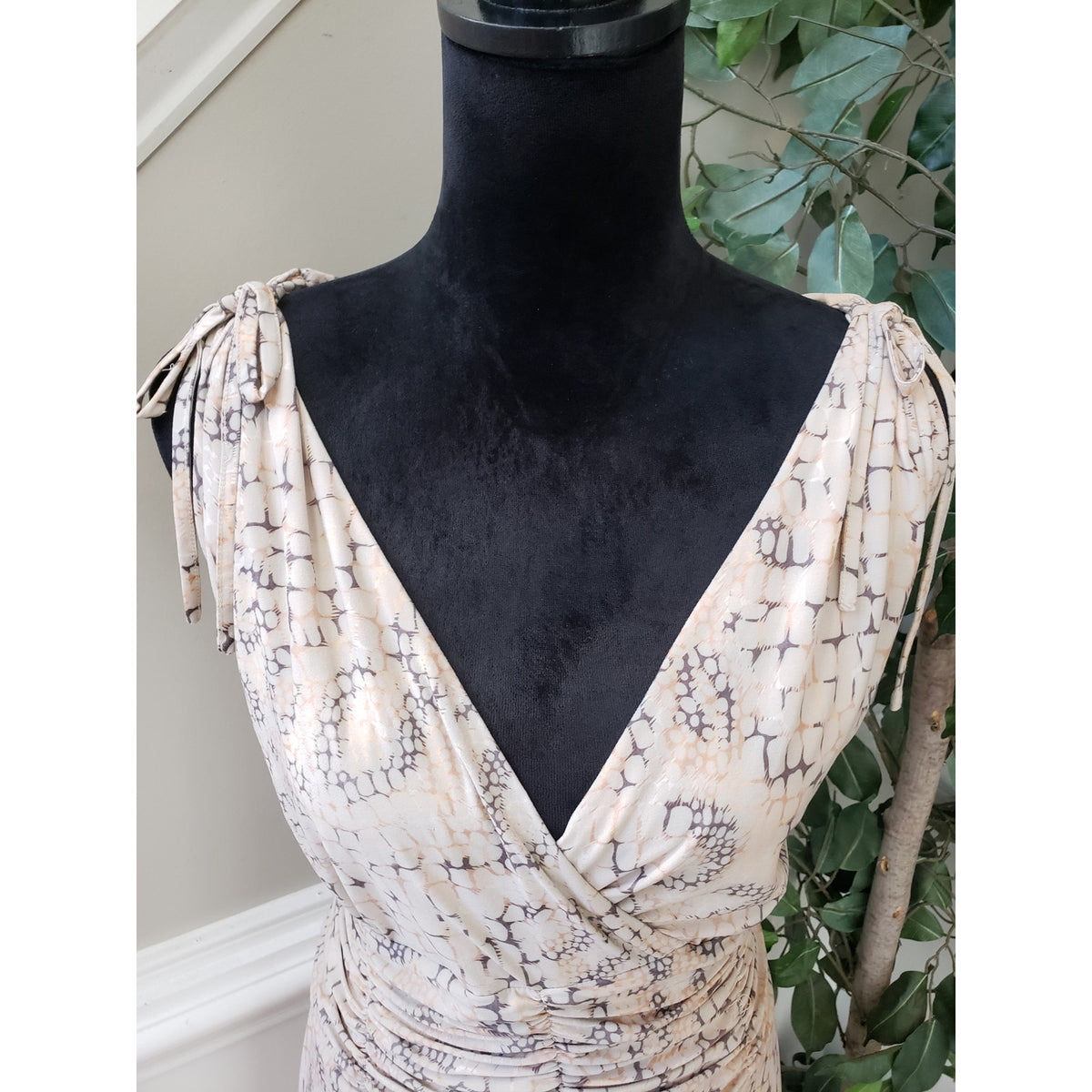 AA Studio AA Shift Dress Women 18W Beige Wrap V Neck Empire Waist Tie Shoulder