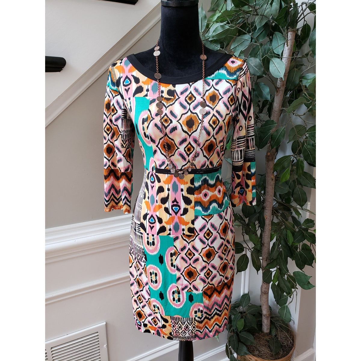 Signature by Robbie Bee Shift Dress Womens M Multi Geo Print Stretch Boat Neck