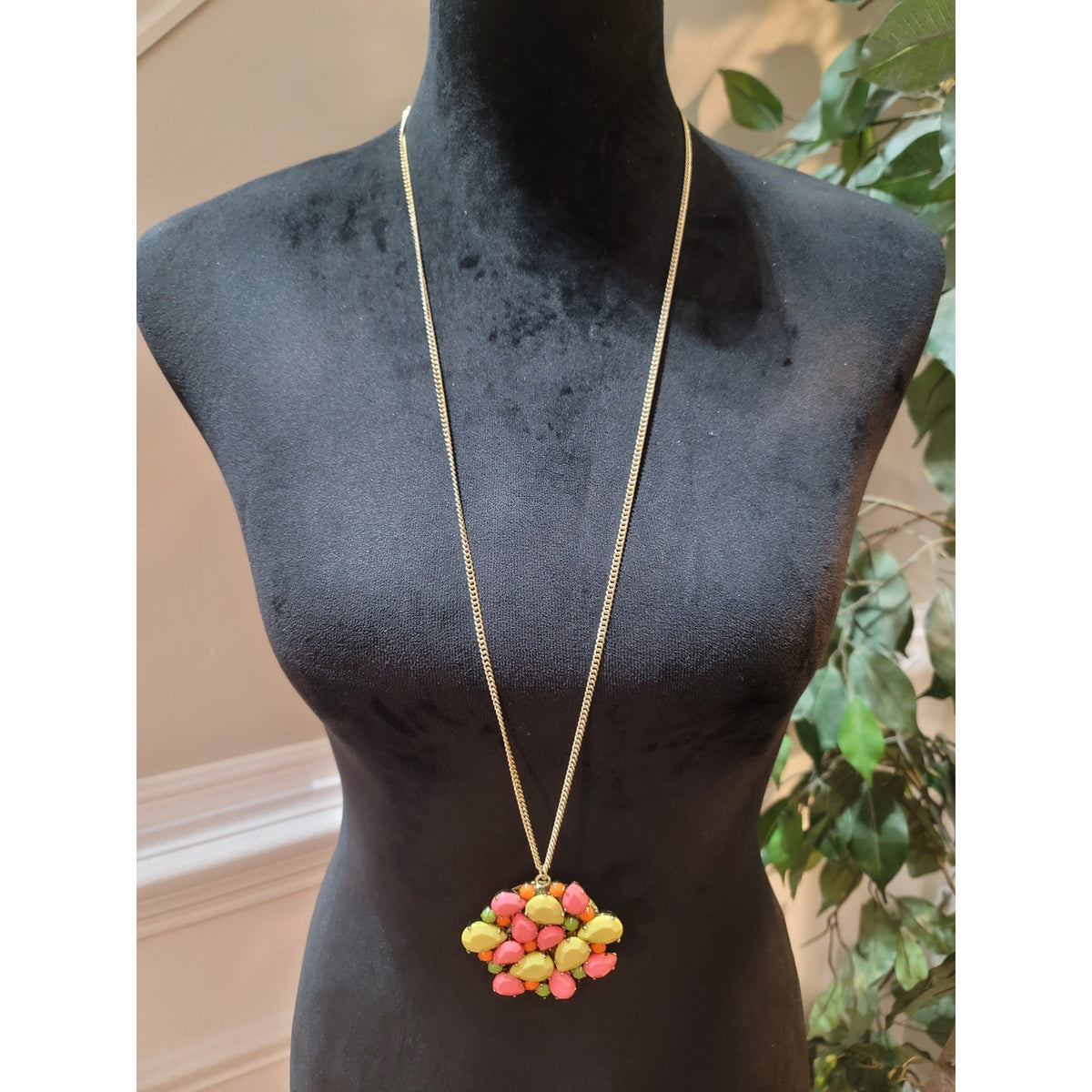 Women's Gold Tone Statement Necklace Multicolor Teardrop Pendant Fashion Jewelry