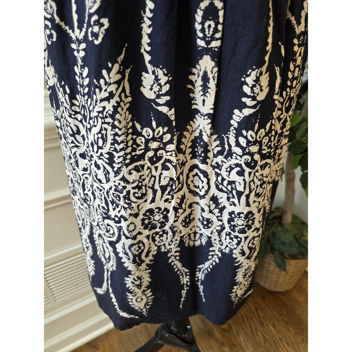 Cassee Mini Dress Women's SZ XL Black Damask Rhinestone Pleated Spaghetti Strap