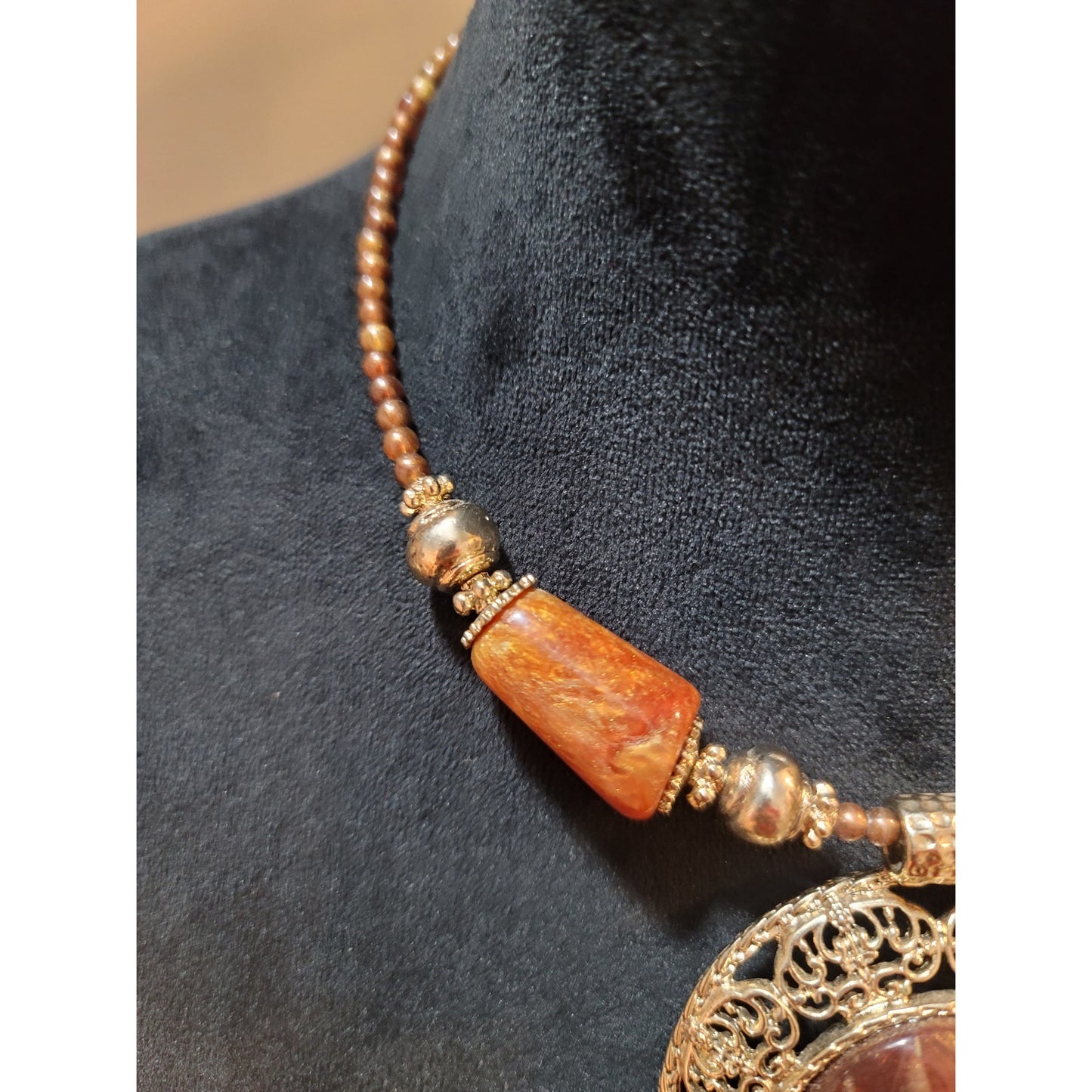 Women's Beaded Necklace With Round Filigree Pendant And Lobster Clasp Jewelry