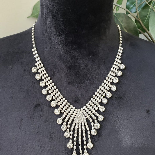 Women's Silver Tone Rhinestones Trim Bling Fringe Necklace with Lobster Clasp