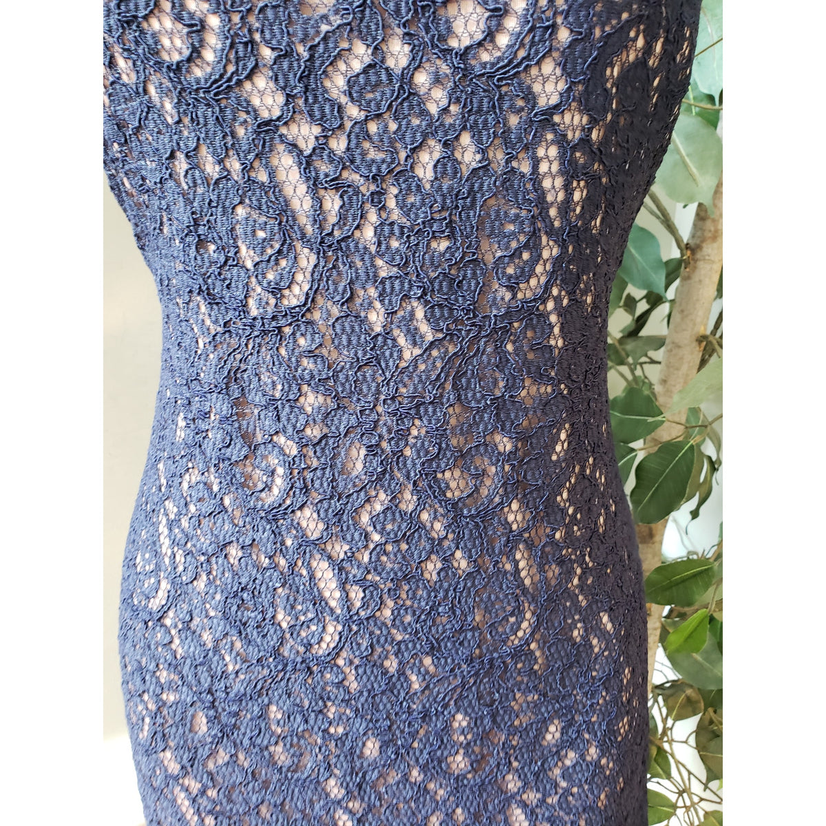 Adrianna Papell Fit & Flare Dress Women's 6 Blue Round Neck Sleeveless Back Zip