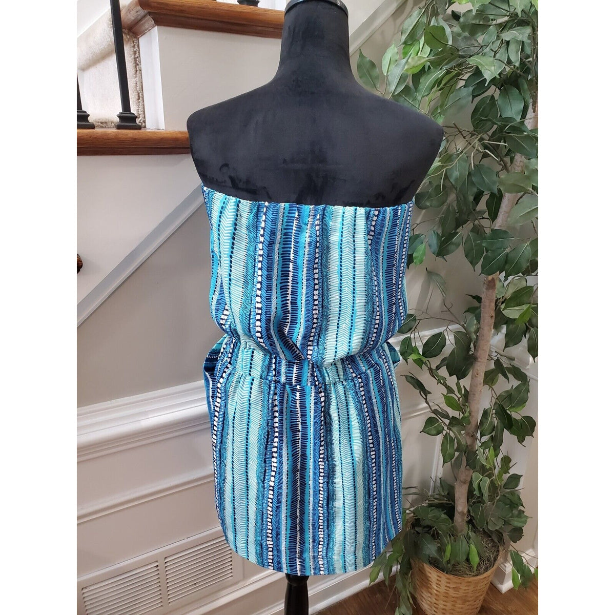 Aqua Women's Blue & White 100% Polyester Off The Shoulder Knee Length Dress M