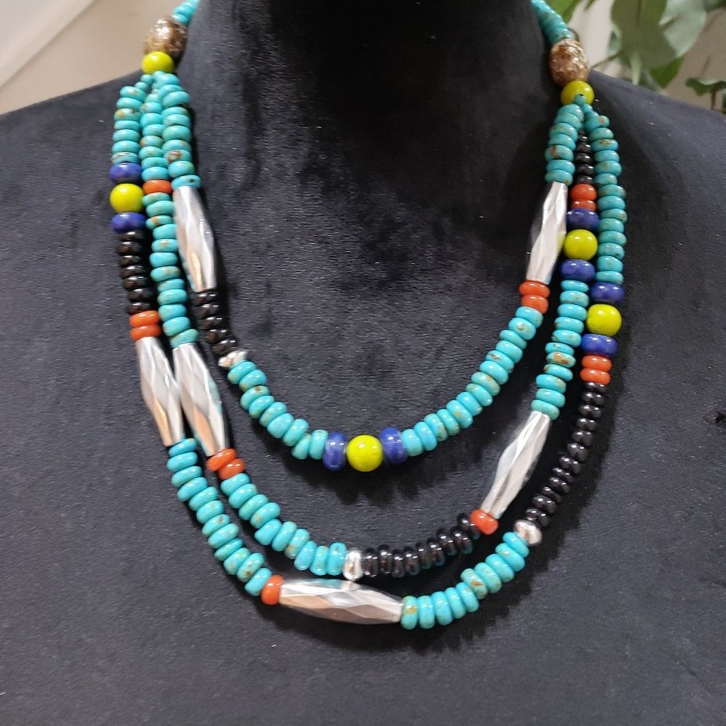 Women Fashion Native Turquoise Bead 3 Strand Collar Necklace with Lobster Clasp