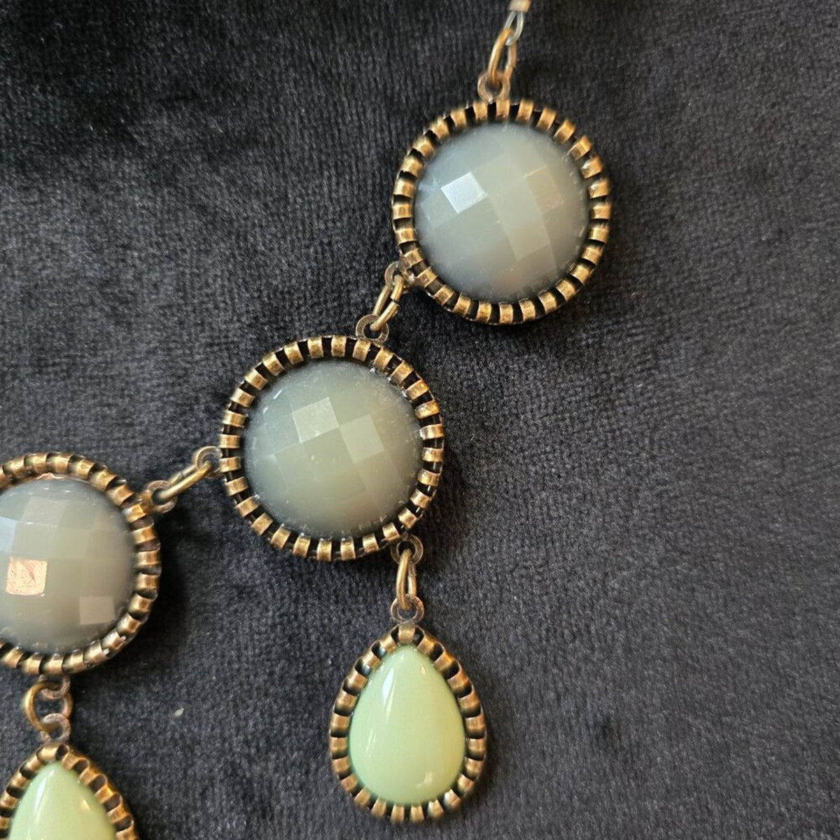 Womens Light Green Gray Jaipur Beads Collar Necklace with Lobster Clasp
