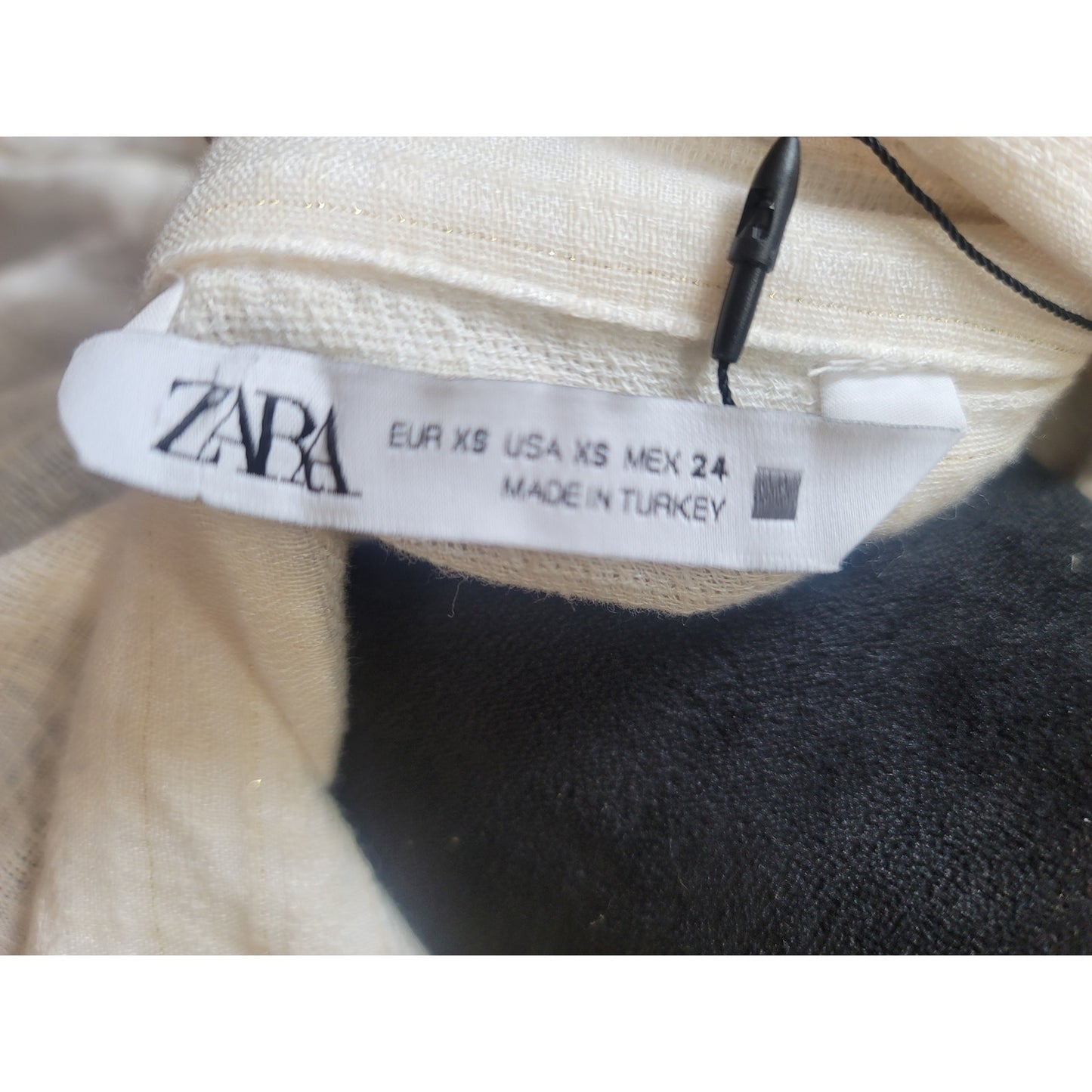 ZARA Blouse Women’s XS White Button Down Long Sleeve Semi-Sheer Textured