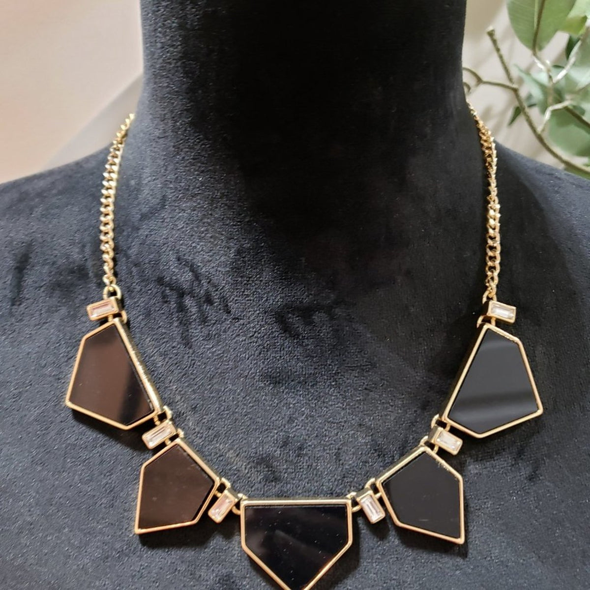 Express Signed Black Panel Tudor Style Links Necklace Choker with Lobster Clasp