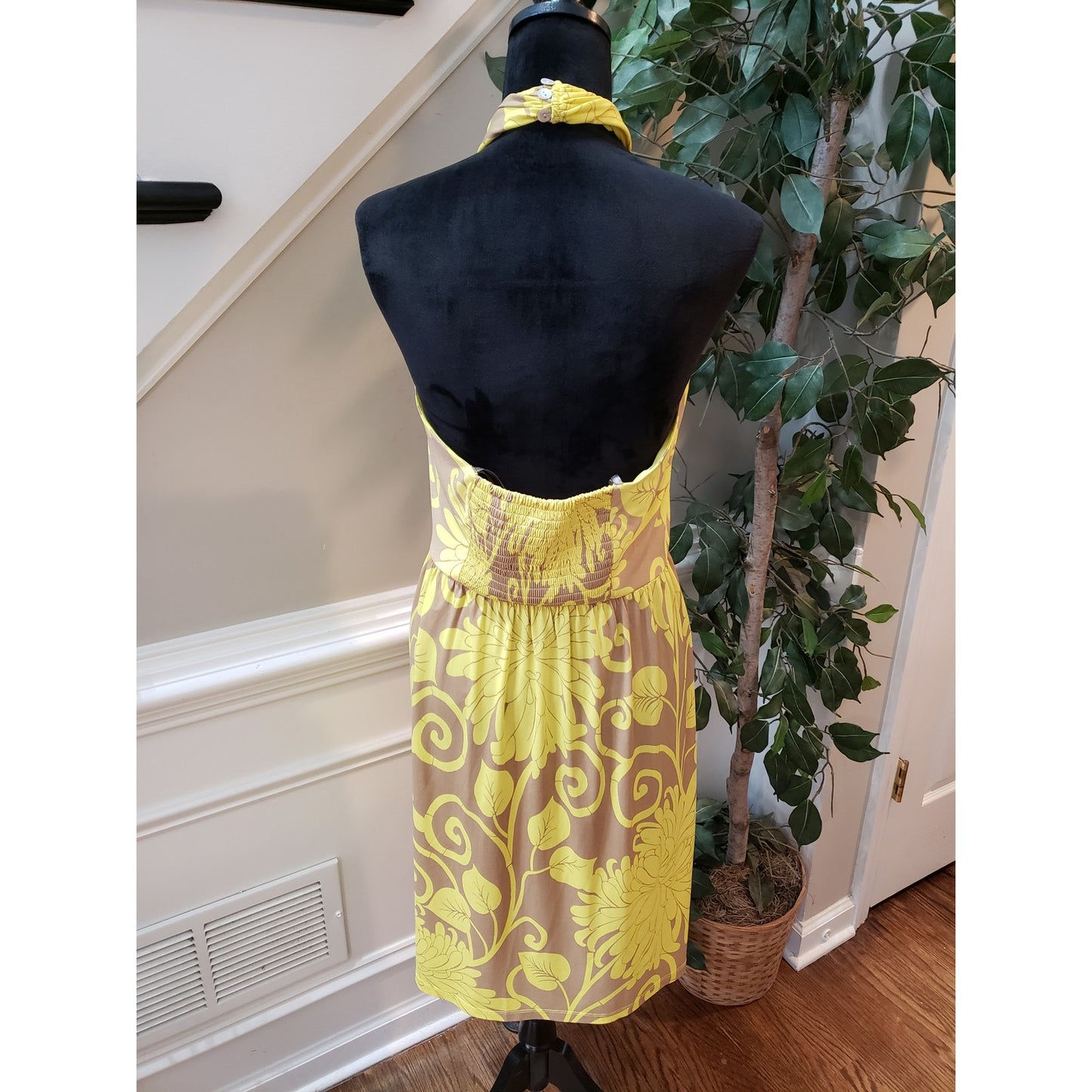Muse Sheath Dress Women's 12 Yellow Brown Floral Stretch Pleated Helter Neck