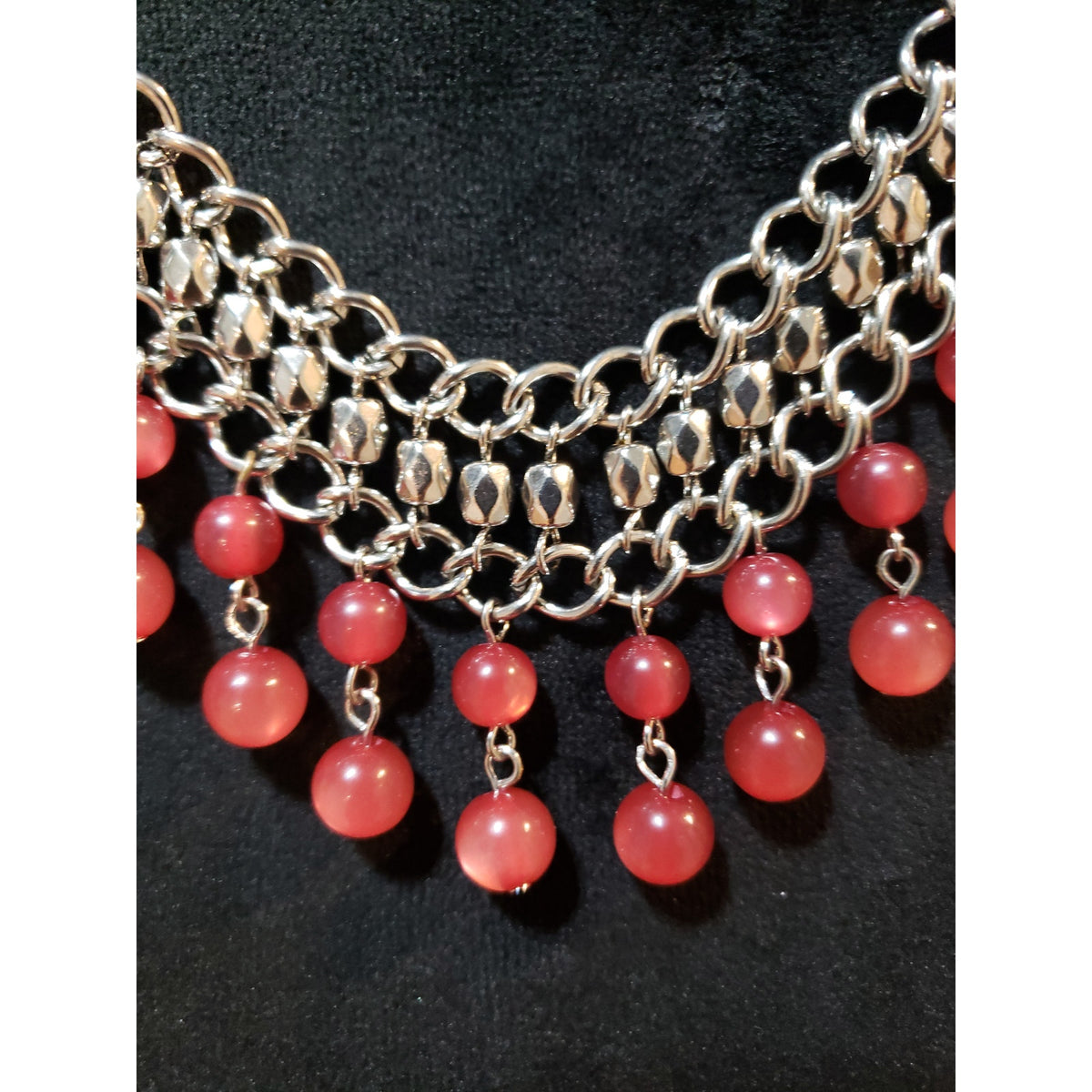 Women Silver Tone Necklace with Red Beads and Dangle Accents Jewelry