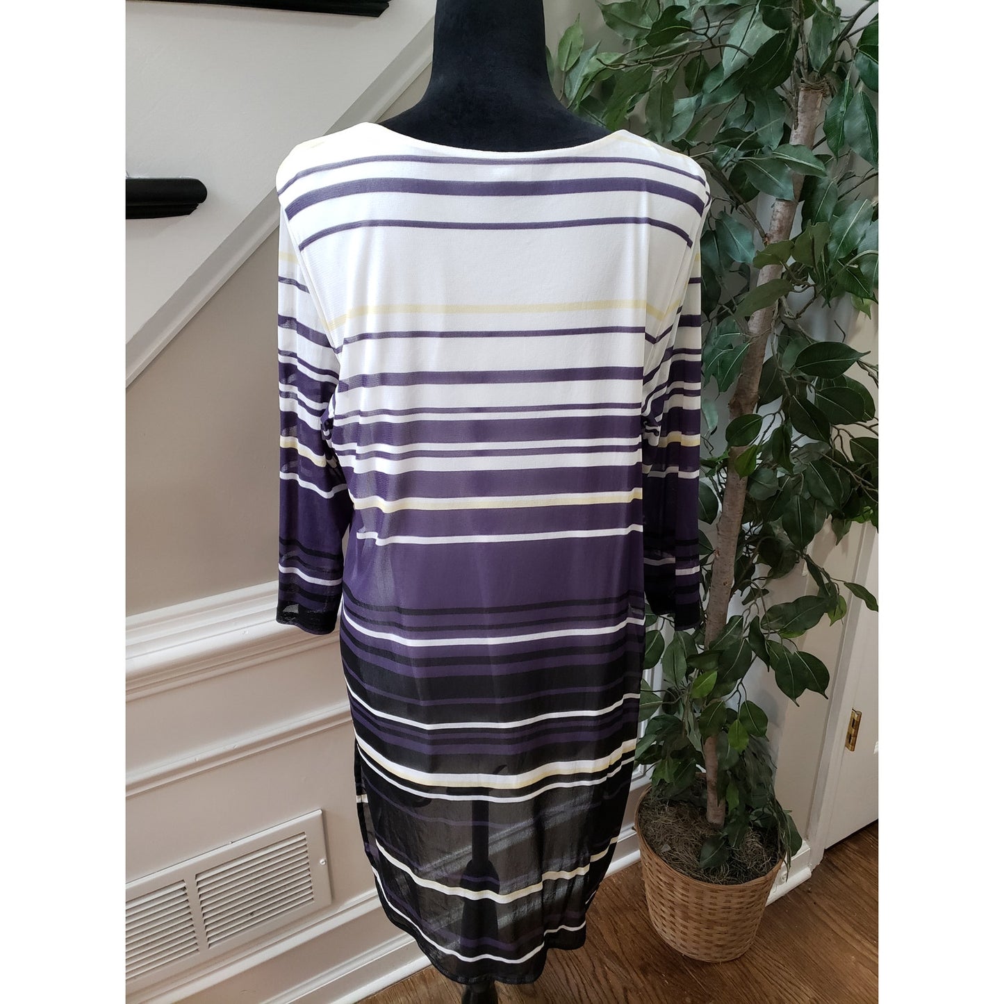 Alfani Top Blouse Women's Size XL White & Purple Striped Long Sleeve Round Neck
